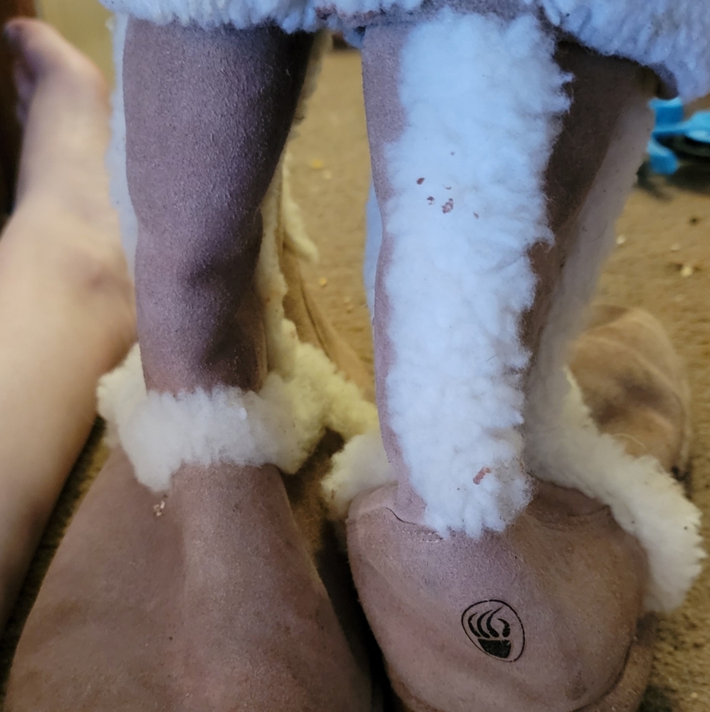 Bearpaw boots